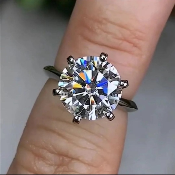 Platinum 3.0 carat Moissanite diamond Ring